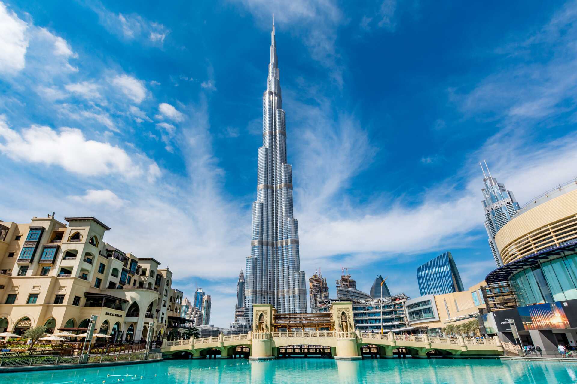 Sisäänpääsy Burj Khalifaan