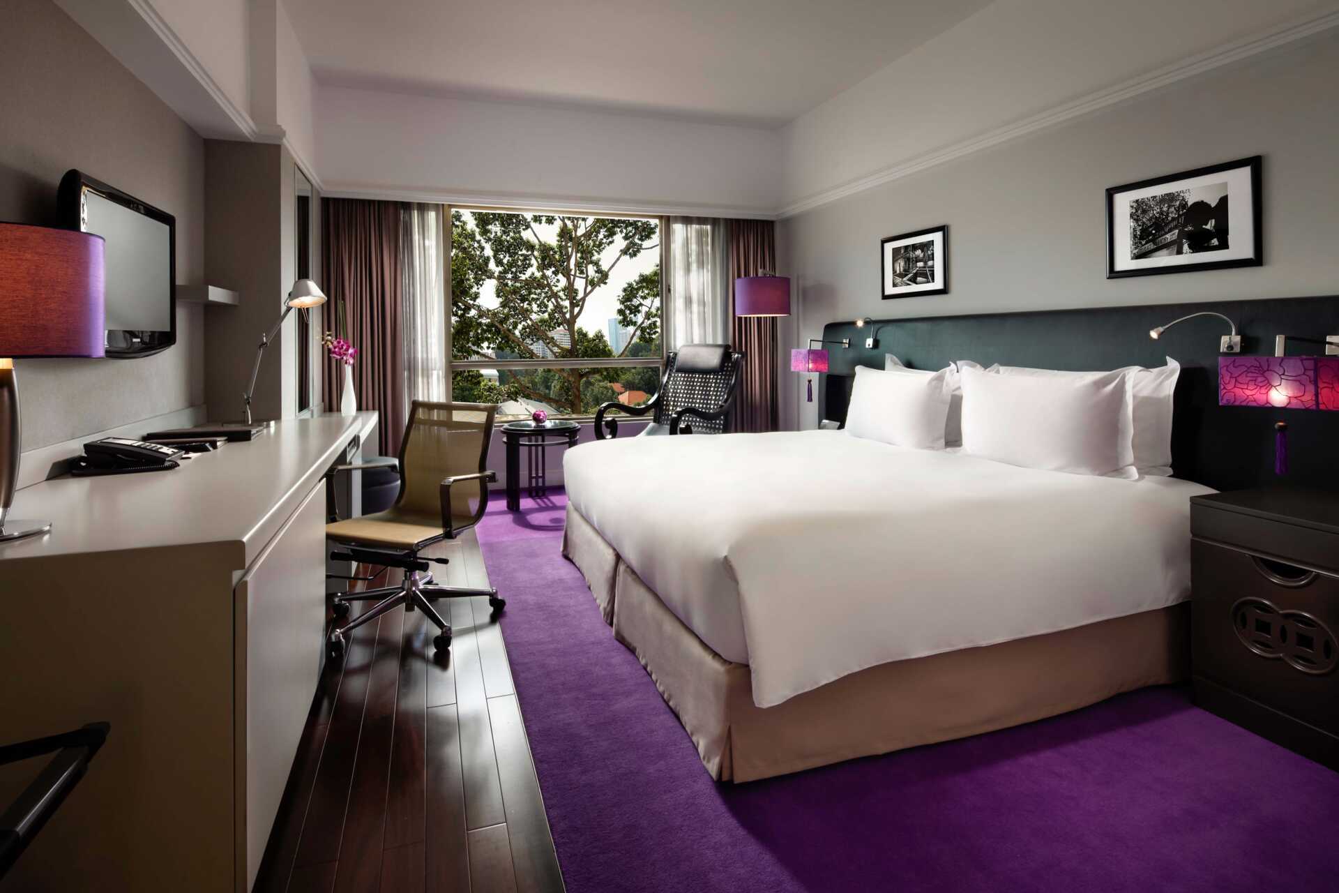 Superior -huone, hotelli Sofitel Saigon Plaza. Vietnam.