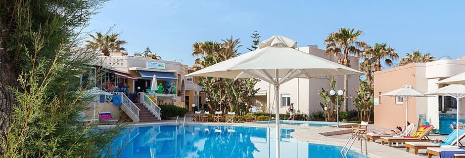 Allasalue. Hotelli Ideal Beach, Kreeta, Kreikka.