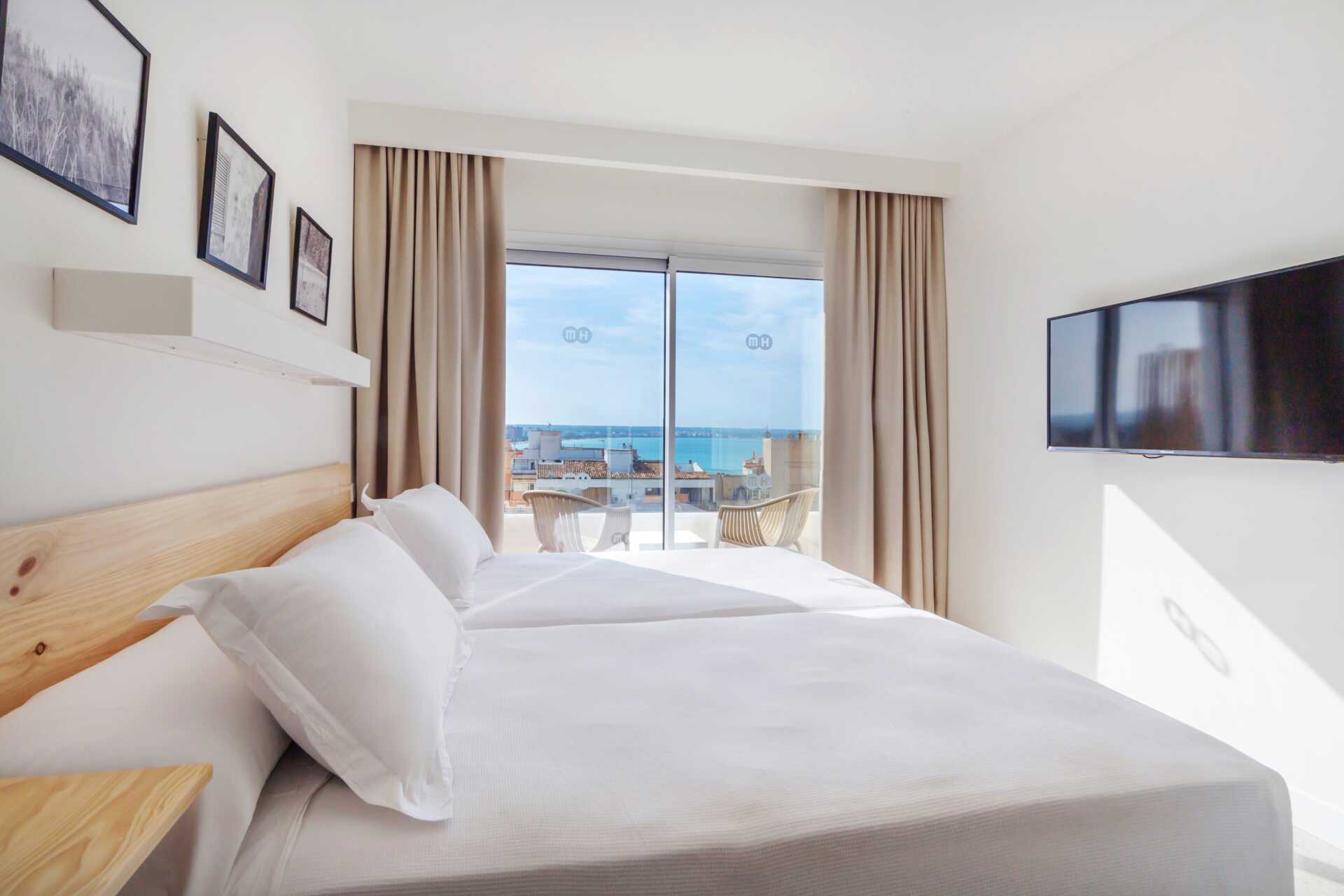 Superior-huone HM Alma Beachillä, Mallorcalla.