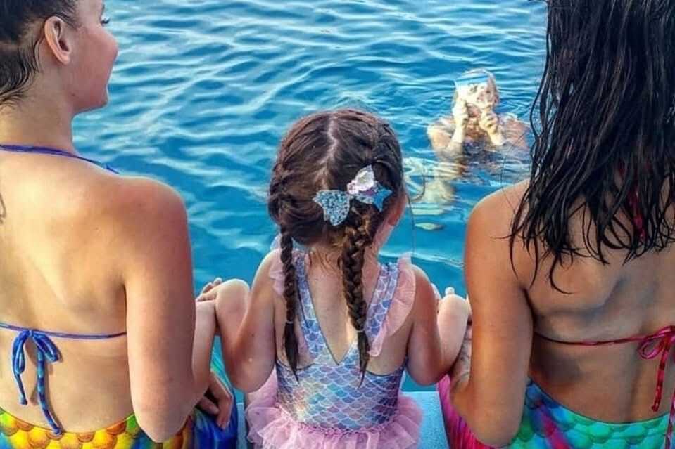 Veneretki merenneitojen ja merirosvojen kanssa