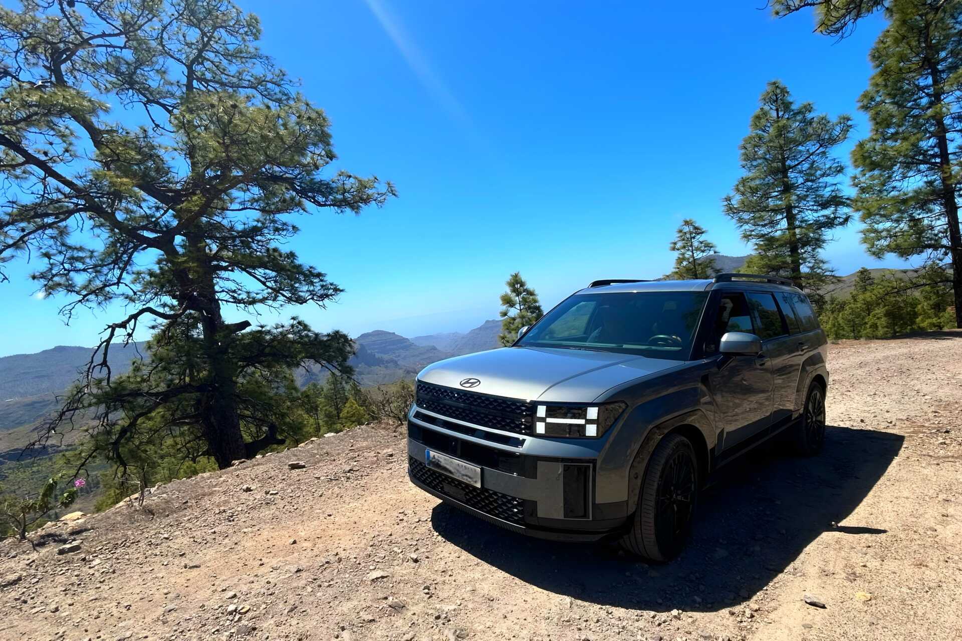 Villiä ja kaunista – hybridimaastoautoilla