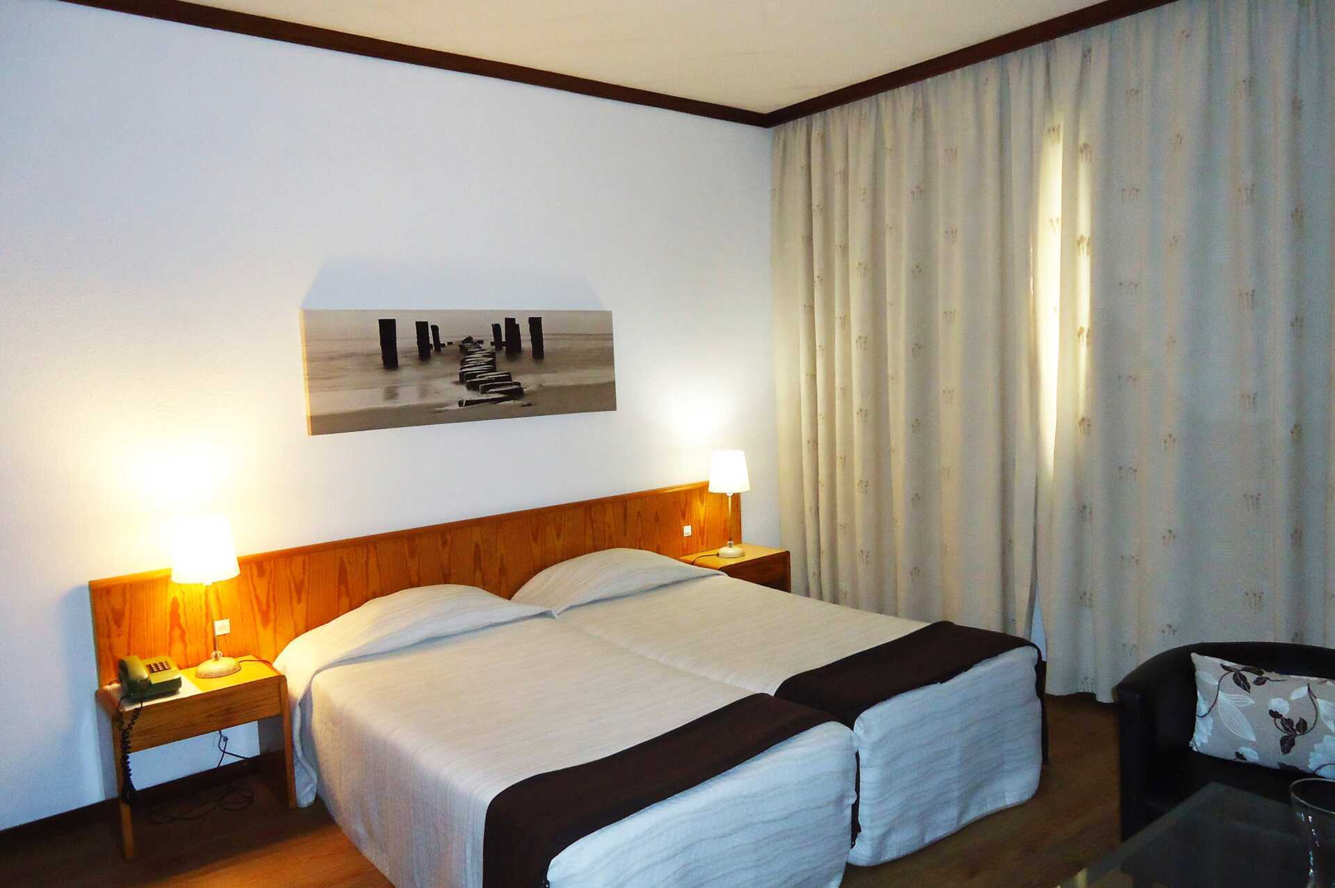 Kahden hengen huone Hotel Windsorissa Funchalissa Madeiralla.