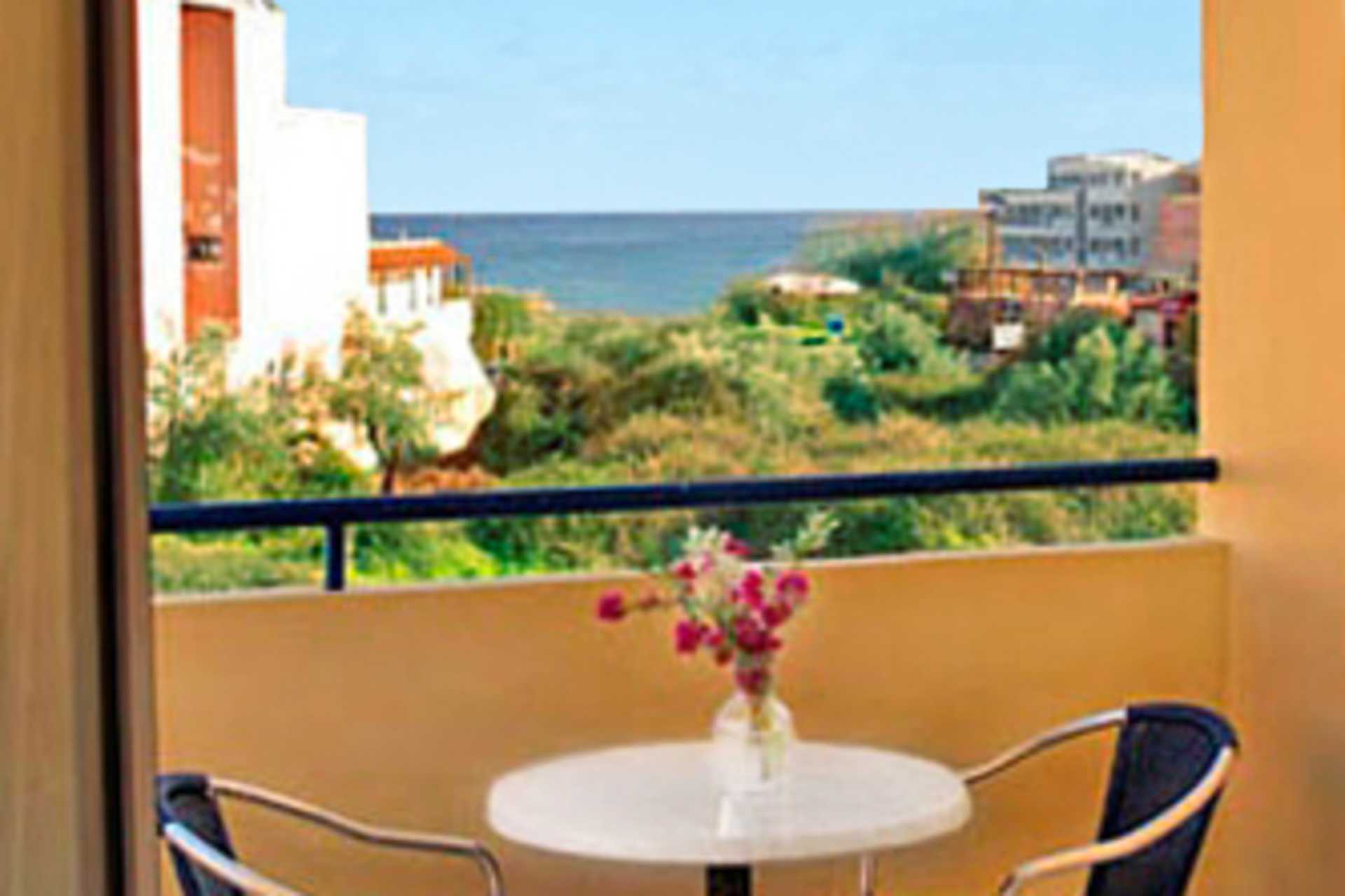 Yksiö Hotel Nostalgiessa Georgiopolisissa, Kreetalla.