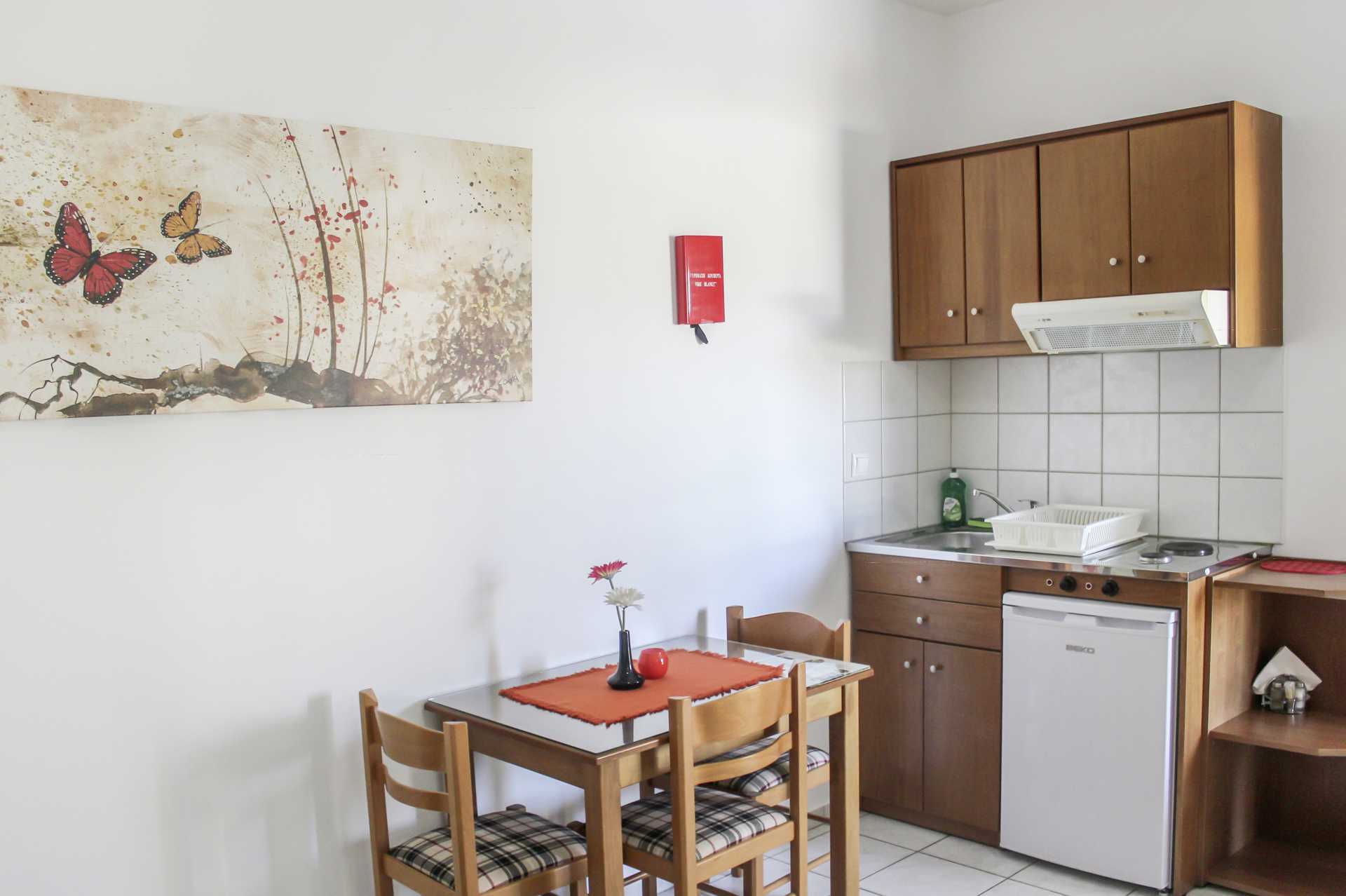 Yksiö. Hotelli Anthimos, Kreeta.