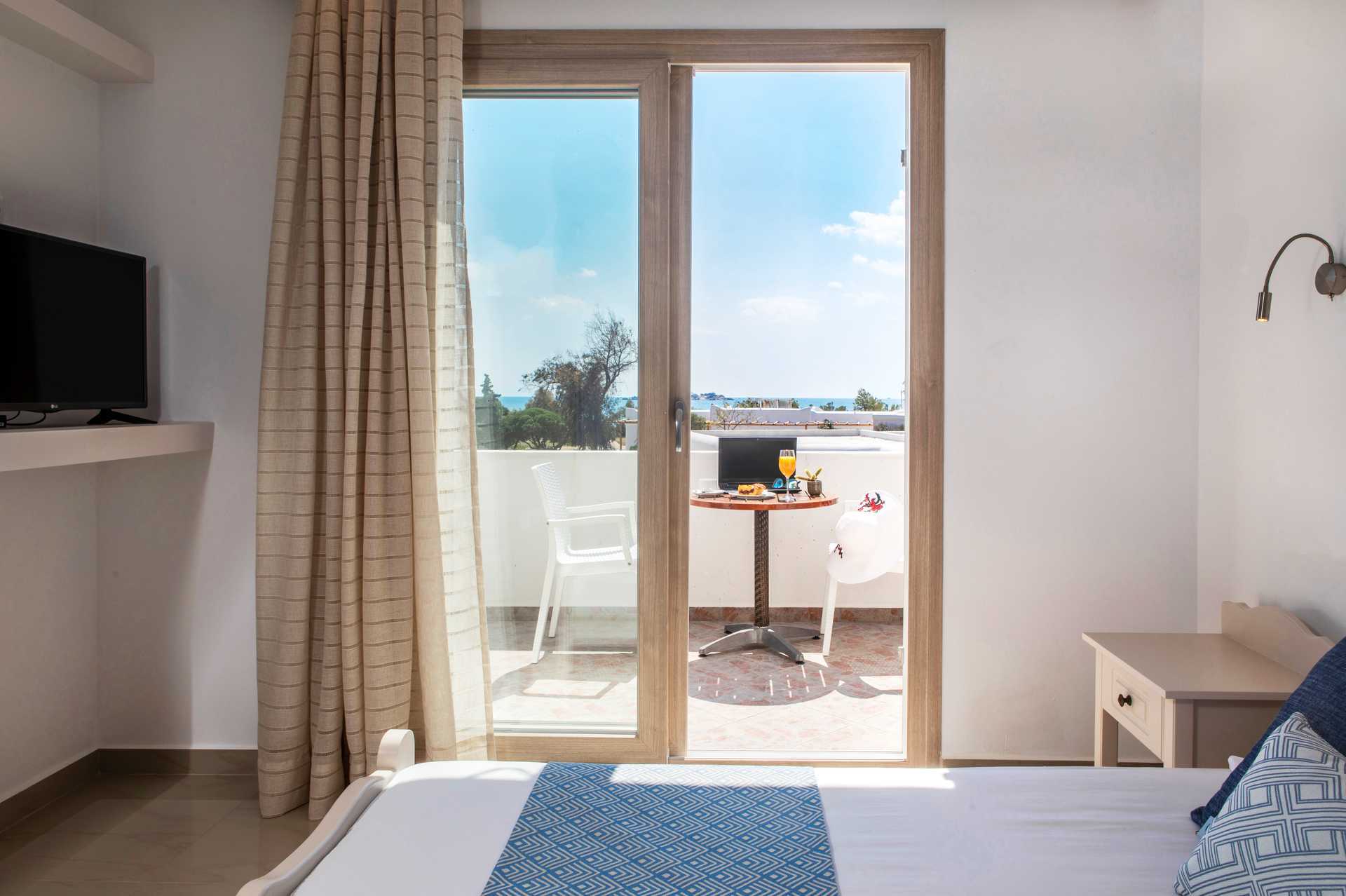 Yksiö hotelli Evdokiassa Agia Annassa Naxoksella, Kreikassa.