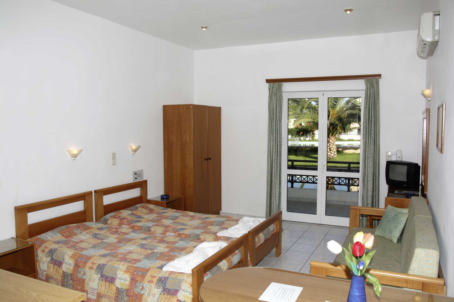 Yksiö hotelli Marakisissa Plataniaksessa Kreetalla, Kreikassa