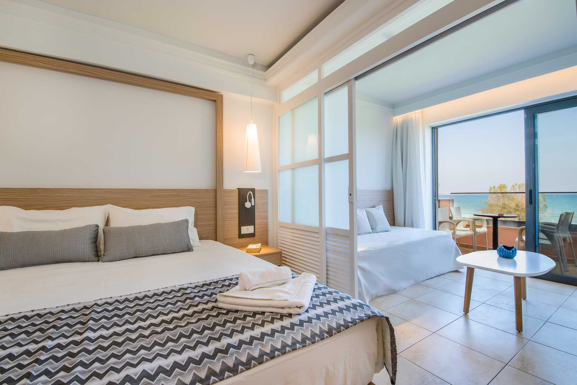 Yksiö Kiani Beach Resort -hotellissa Kalivesissa Kreetalla, Kreikassa.
