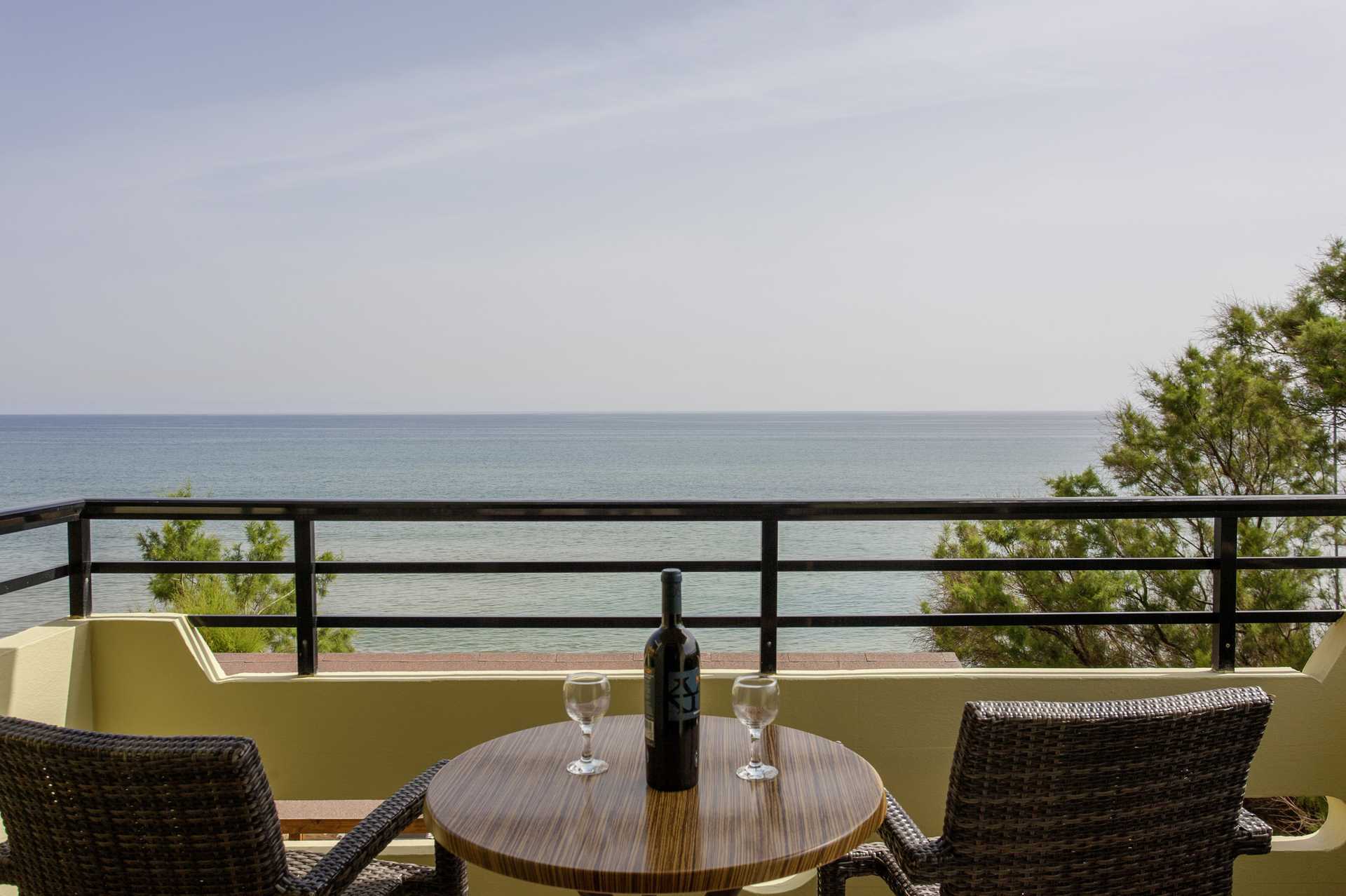 Yksiö merinäköala