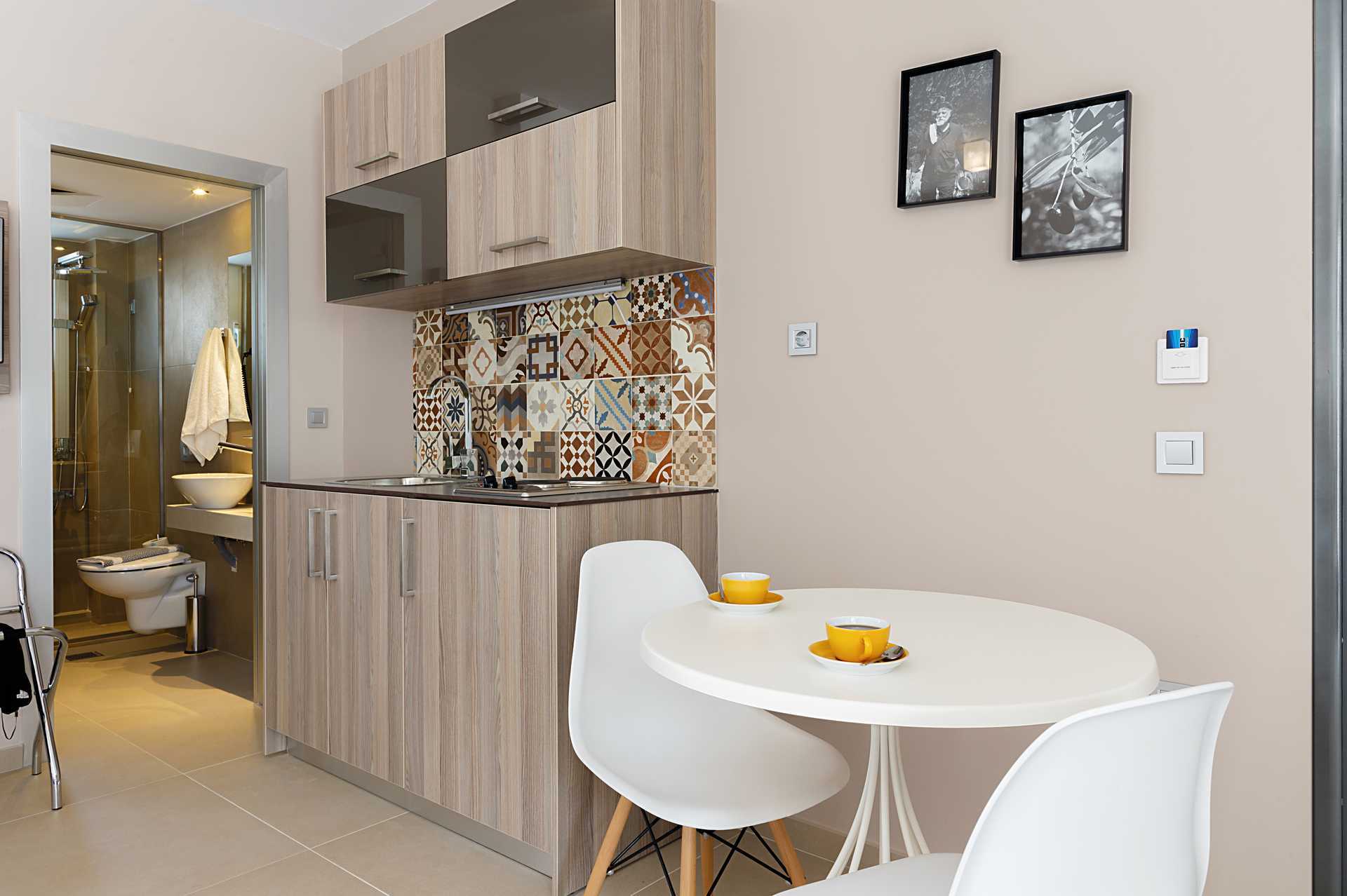 Yksiö Santa Helena Beachillä Plataniaksessa Kreetalla, Kreikassa.